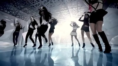 Nữ idol rò rỉ clip sex ân ái cùng tình nhân thứ 17